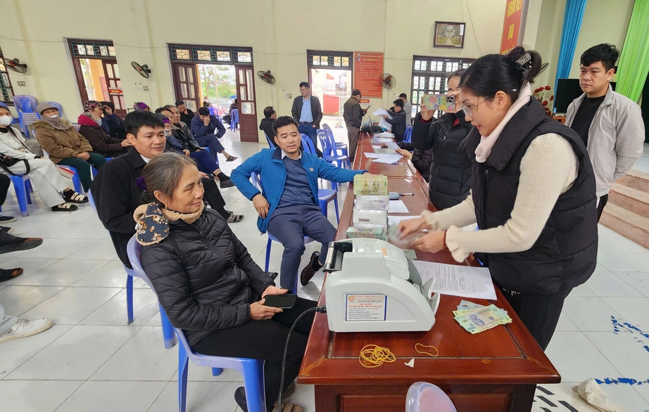 Cận Tết, người d&acirc;n phấn khởi nhận bồi thường giải ph&oacute;ng mặt bằng s&acirc;n bay Gia B&igrave;nh- Ảnh 7.