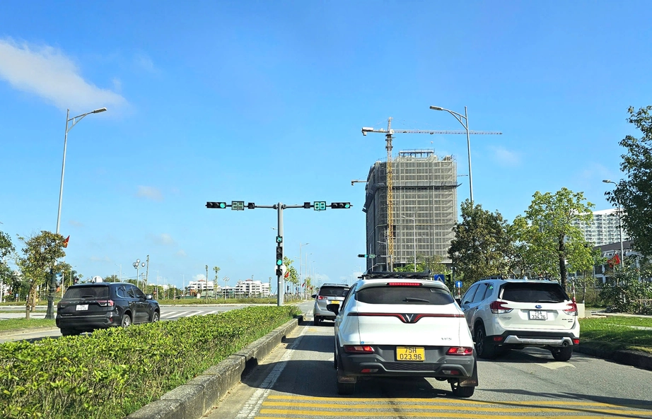 Huế: Sớm điều chỉnh bất cập ở một số n&uacute;t giao g&acirc;y mất an to&agrave;n giao th&ocirc;ng - Ảnh 2.