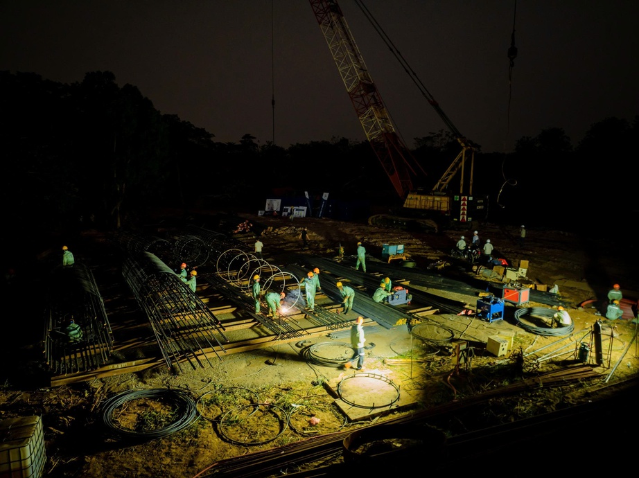 Dồn lực thi c&ocirc;ng cầu Trần Hưng Đạo thi c&ocirc;ng xuy&ecirc;n Tết, quyết t&acirc;m &ldquo;c&aacute;n đ&iacute;ch&rdquo; giữa năm 2027- Ảnh 7.