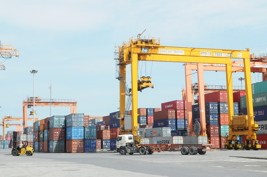 Rộn r&agrave;ng xuất khẩu đầu Xu&acirc;n, mở nhịp tăng trưởng theo m&ocirc; h&igrave;nh mới- Ảnh 1.