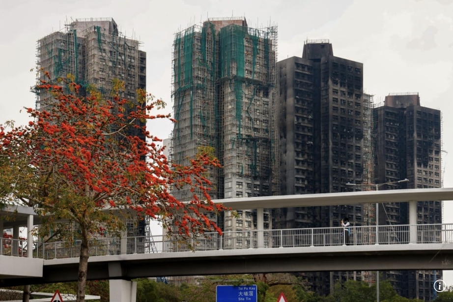 Hong Kong dự chi gần 900 triệu USD mua lại 1.700 căn hộ trong vụ ch&aacute;y chung cư kinh ho&agrave;ng- Ảnh 1.