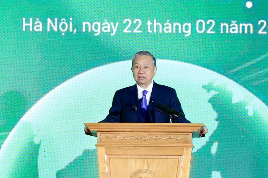 Tổng Bí thư Tô Lâm dự Lễ phát động "Tết trồng cây đời đời nhớ ơn Bác Hồ" tại Hà Nội- Ảnh 2. Tổng Bí thư Tô Lâm dự Lễ phát động "Tết trồng cây đời đời nhớ ơn Bác Hồ" tại Hà Nội- Ảnh 2.