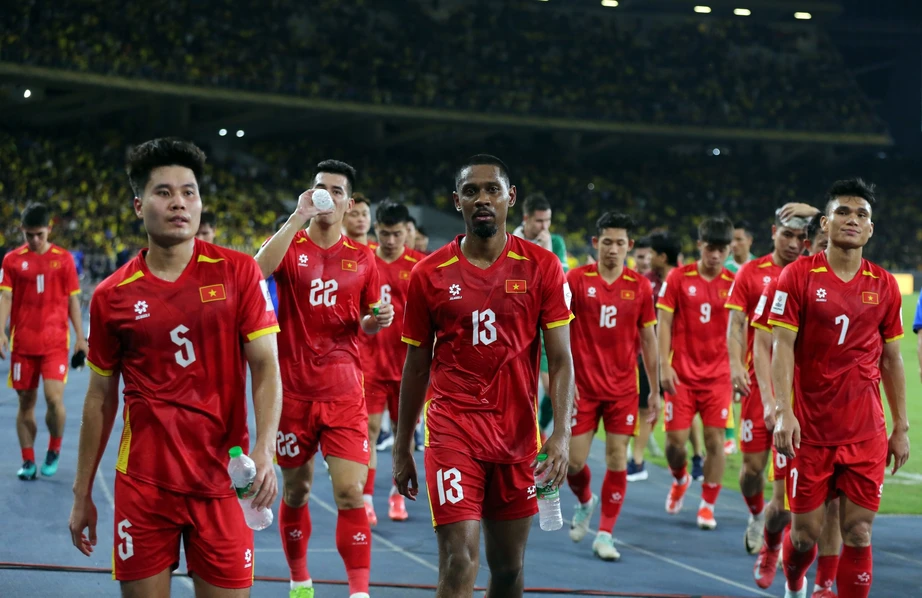 Đội tuyển Việt Nam nhảy vọt tr&ecirc;n bảng xếp hạng FIFA?- Ảnh 1.