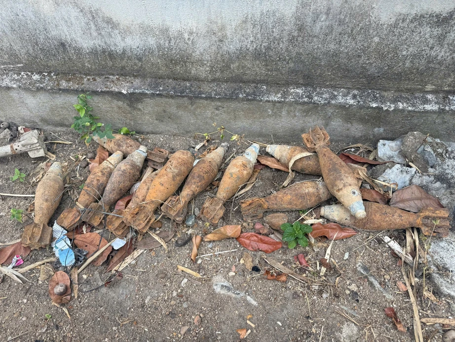 Quảng Ng&atilde;i: Kịp thời xử l&yacute; 13 quả đạn cối s&oacute;t lại sau chiến tranh- Ảnh 2.