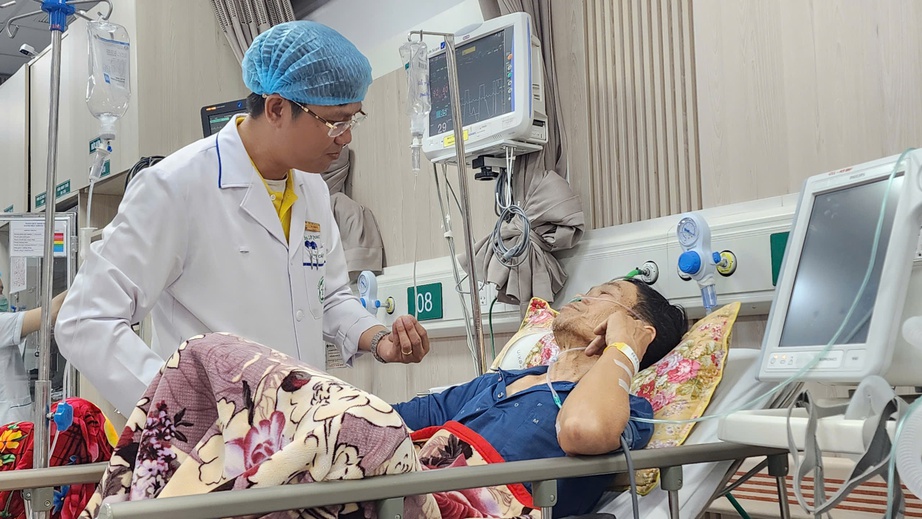 Chuyện ăn Tết muộn của "l&iacute;nh đặc nhiệm" ng&agrave;nh điều dưỡng- Ảnh 1.