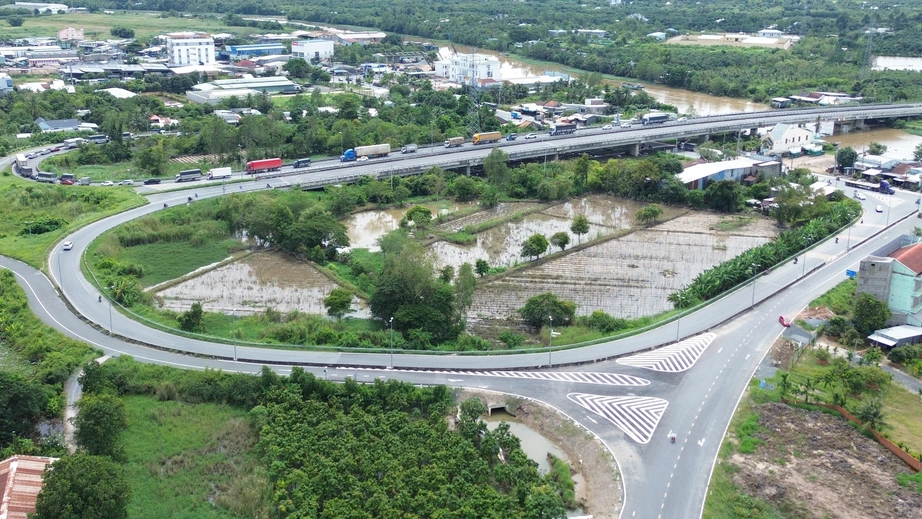 Đồng Tháp: Sắp khởi công dự án nút giao kết nối QL30 với cao tốc Mỹ An - Cao Lãnh- Ảnh 1. Đồng Tháp: Sắp khởi công dự án nút giao kết nối QL30 với cao tốc Mỹ An - Cao Lãnh- Ảnh 1.