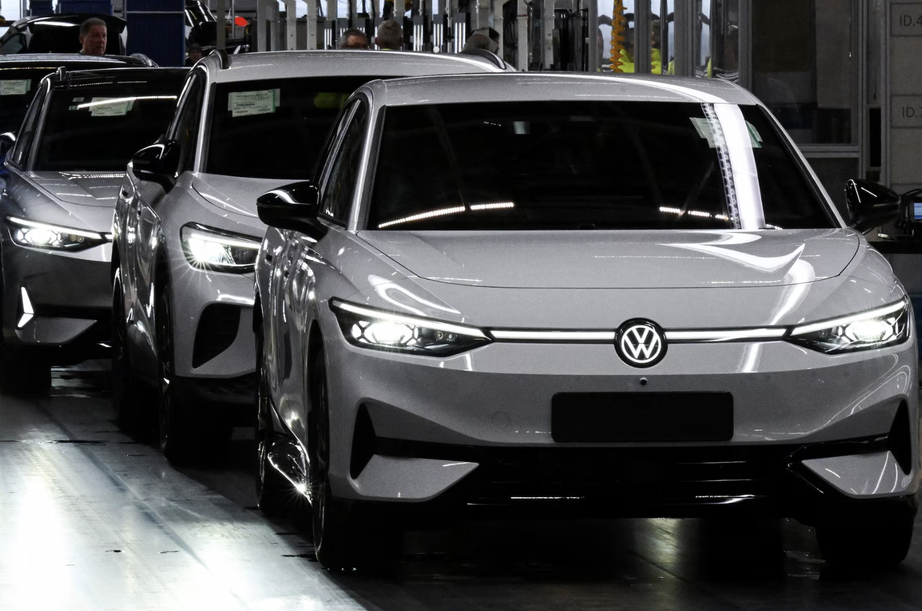 Doanh số xe điện tại EU nguy cơ giảm mạnh nếu nới lỏng quy định khí thải- Ảnh 1. Doanh số xe điện tại EU nguy cơ giảm mạnh nếu nới lỏng quy định khí thải- Ảnh 1.