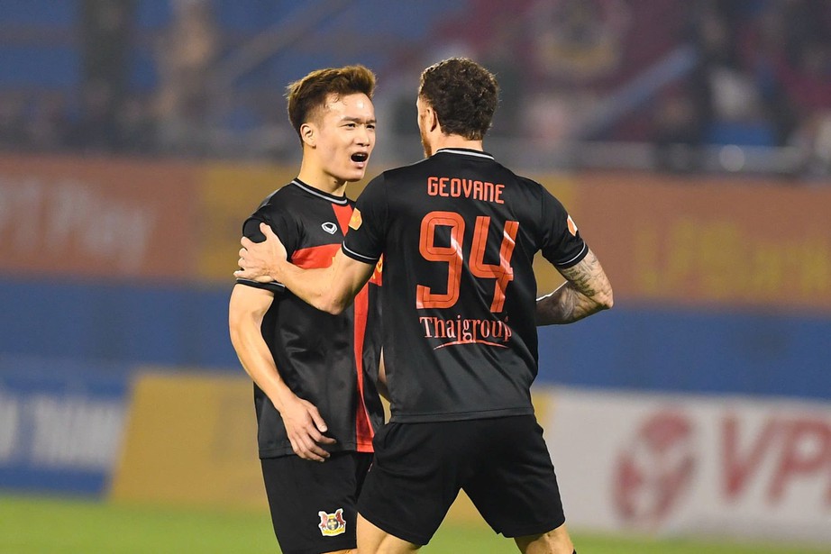 V-League 2025-2026: HAGL quật ng&atilde; Ninh B&igrave;nh- Ảnh 2.