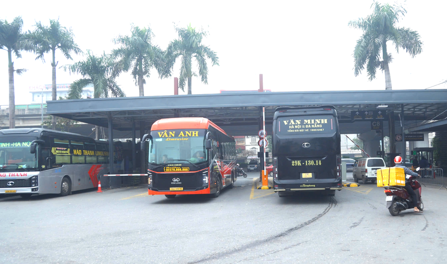 Doanh nghiệp vận tải hoạt động xuy&ecirc;n Tết phục vụ người d&acirc;n- Ảnh 1.