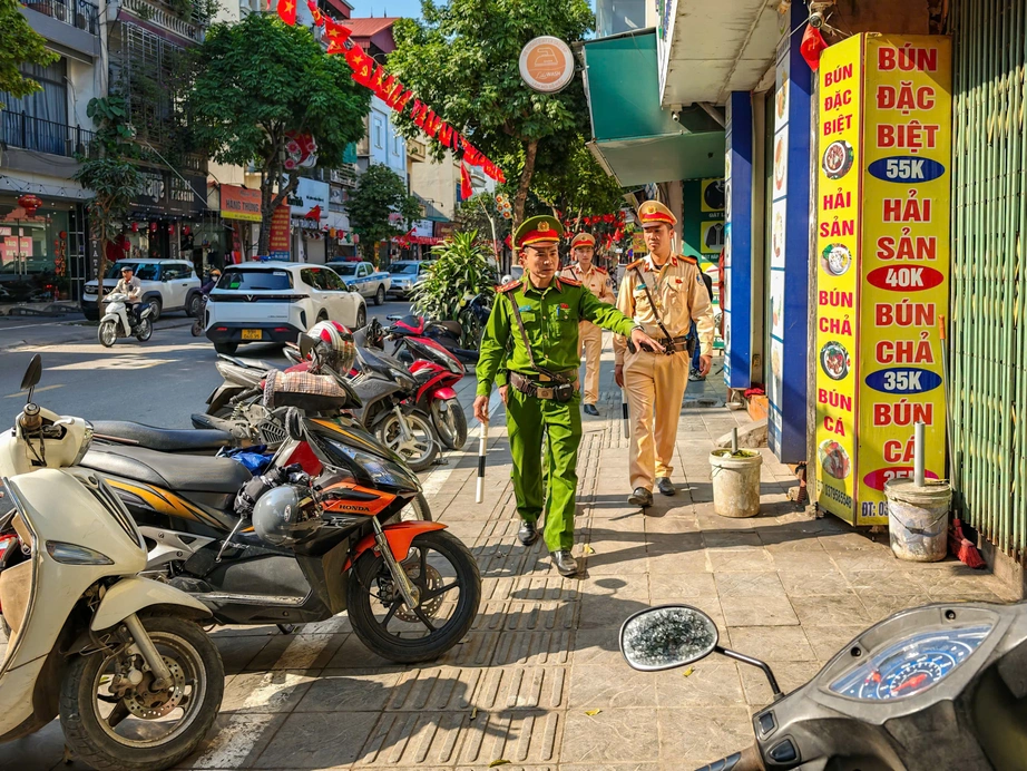 C&ocirc;ng an H&agrave; Nội sẵn s&agrave;ng đảm bảo an ninh trật tự, ATGT phục vụ hơn 6 triệu cử tri đi bầu cử- Ảnh 5.
