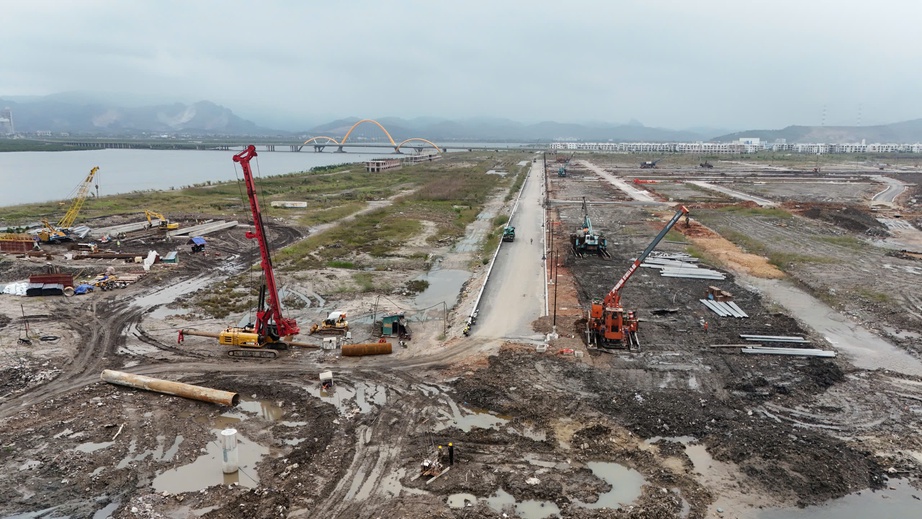 Quảng Ninh th&uacute;c tiến độ xử l&yacute; 7 dự &aacute;n tồn đọng- Ảnh 1.