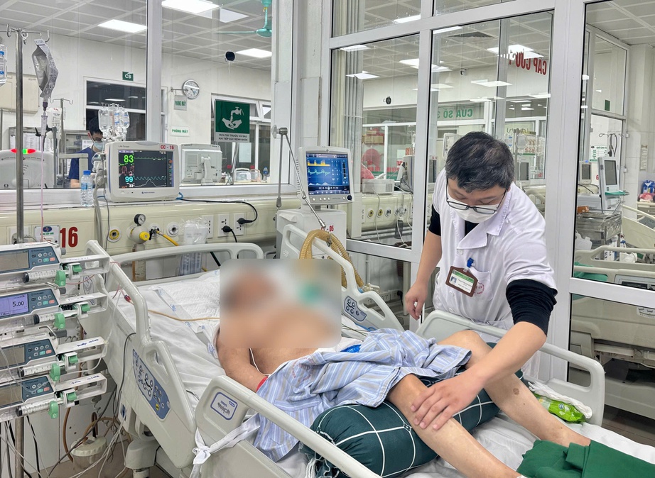 Li&ecirc;n tiếp c&aacute;c ca uốn v&aacute;n co cứng h&agrave;m, cơ to&agrave;n th&acirc;n nhập viện- Ảnh 1.