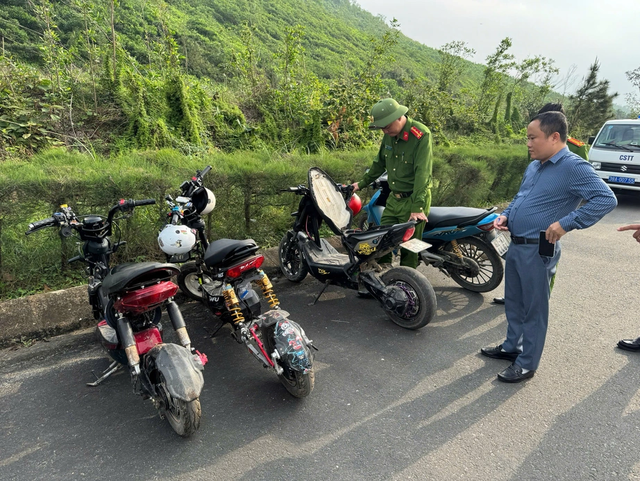 H&agrave; Tĩnh: Ngăn hiểm họa từ những chiếc xe "độ pin"- Ảnh 1.