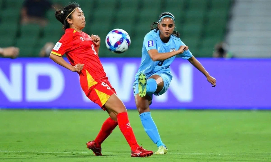 Tuyển nữ Việt Nam thắng kịch t&iacute;nh Ấn Độ trong trận ra qu&acirc;n giải ch&acirc;u &Aacute;- Ảnh 1.