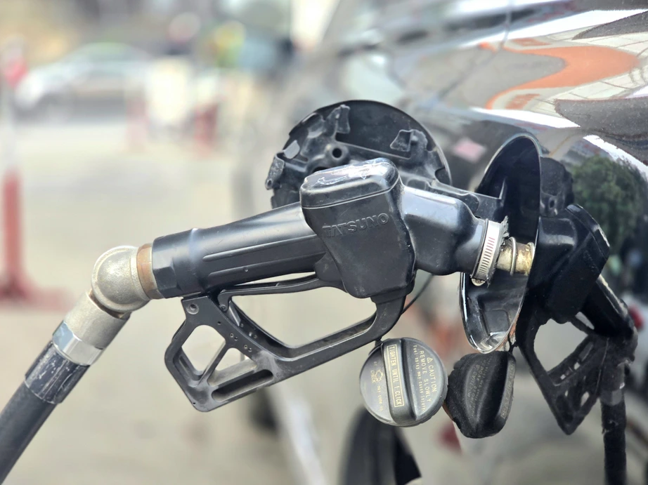 Gi&aacute; xăng dầu tăng mạnh, Quỹ b&igrave;nh ổn c&ograve;n hơn 5.600 tỷ đồng, v&igrave; sao kh&ocirc;ng chi?- Ảnh 2.