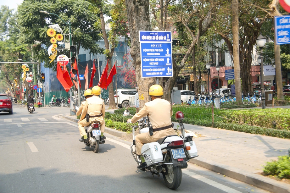 C&ocirc;ng an H&agrave; Nội sẵn s&agrave;ng đảm bảo an ninh trật tự, ATGT phục vụ hơn 6 triệu cử tri đi bầu cử- Ảnh 6.