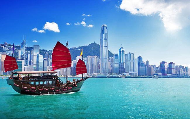 Hồng Kông: Hơn 7,4 triệu người từ khắp nơi trên thế giới chiếm giữ hòn đảo nhỏ rộng 1.104 km2 của Hồng Kông, khiến nó trở thành nơi có mật độ dân số cao thứ 3 trên thế giới.