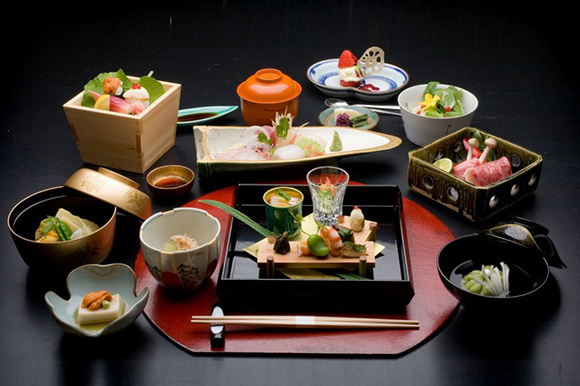Ẩm thực Kaiseki thật sự rất quyển rũ du khách.