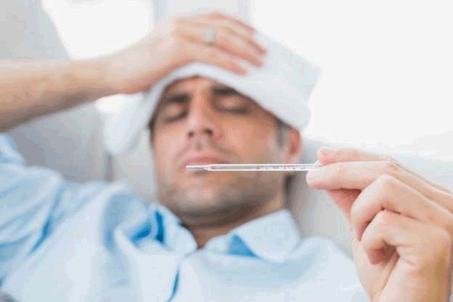 10. Sốt thường không phải là một điều xấu - nó có nghĩa là cơ thể bạn đang chống lại nhiễm trùng. Nhưng nếu sốt không có nguyên nhân và xuất hiện thường xuyên thì có thể là dấu hiệu các bệnh bạch cầu hoặc ung thư máu.