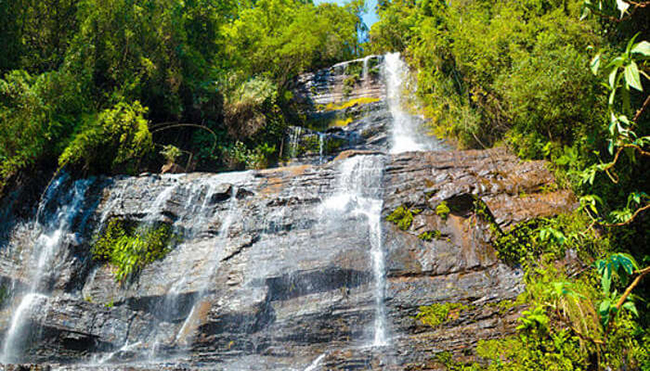 Serai, Chikmagalur, Ấn Độ: Khung cảnh lãng mạn tại The Serai ở Chikmagalur được cho là đẹp không nơi đâu sánh được trên khắp Ấn Độ và du khách sẽ cảm thấy hoàn toàn hài lòng khi được chiêm ngưỡng các thác nước, rừng cây, cảnh quan xinh đẹp trong bầu không khí yên bình.
