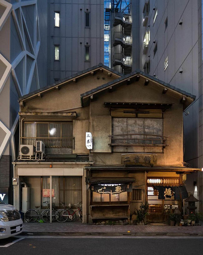 6. Futaba Sushi, Ginza. Khai trương lần đầu vào năm 1877. Tòa nhà hiện tại có từ những năm 1950. Bạn không được phép chụp ảnh bên trong nhà hàng.