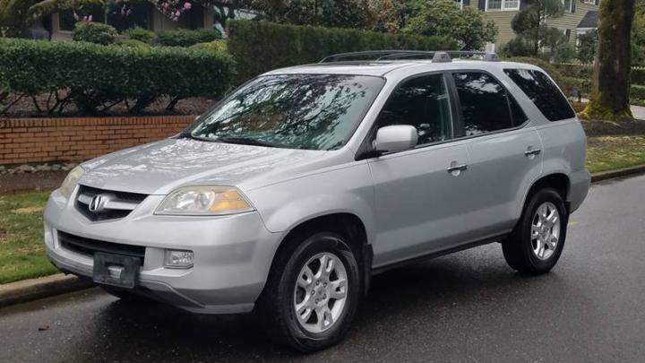 Acura MDX 2006 có giá bán hiện nay khoảng 8.400 USD (khoảng 196 triệu đồng)