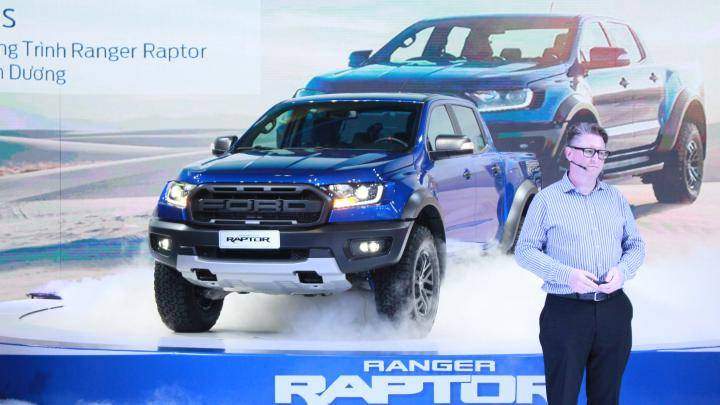 Các trang bị an toàn có thể kể đến như cân bằng điện tử, hỗ trợ khởi hành ngang dốc, xuống dốc, kiểm soát tải trọng thích ứng...