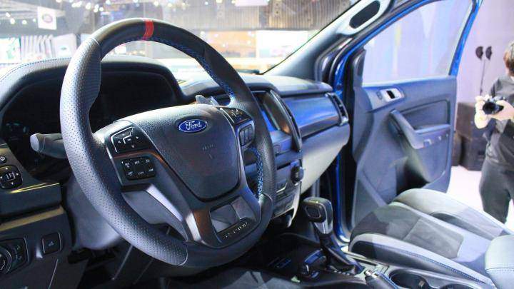 Ford Ranger Raptor được cung cấp hệ thống quản lý địa hình (TMS) với 6 chế độ vận hành khác nhau.