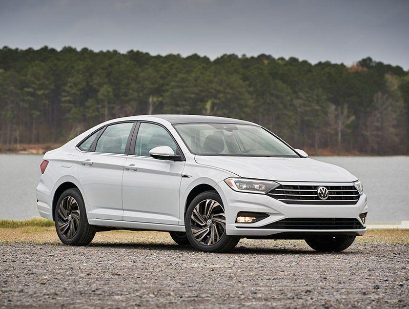Volkswagen Jetta 2019 có giá bán khởi điểm từ 19.395 USD (khoảng 452 triệu đồng)