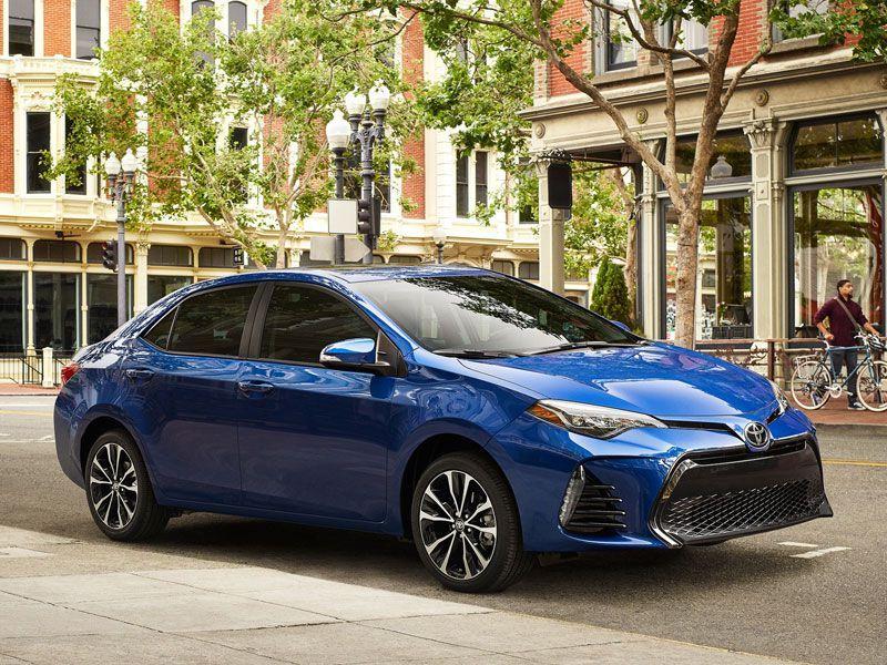 Toyota Corolla 2019 có giá bán khởi điểm từ 19.620 USD (khoảng 458 triệu đồng)