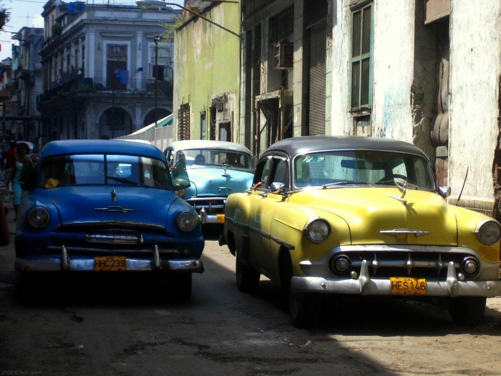 Sau đó, kể từ năm 60 của thế kỷ XX, Mỹ bắt đầu cấm vận Cuba. Như một lẽ tất yếu, những chiếc xe cổ được duy trì và dùng cho đến tận ngày nay.