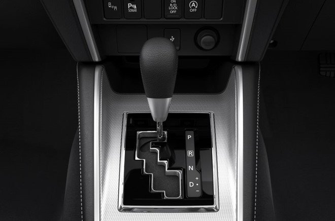 Triton mới được trang bị hộp số 6 cấp thay cho loại 5 cấp cũ