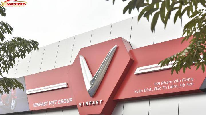 Showroom ở Phạm Văn Đồng được cho là đại lý của chính tập đoàn mở ra.