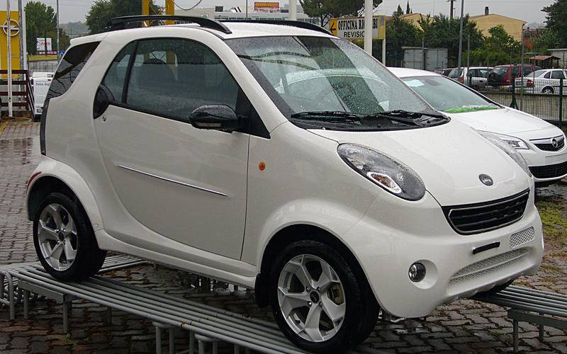 Shuanghuan Auto Noble nhái Smart ForTwo