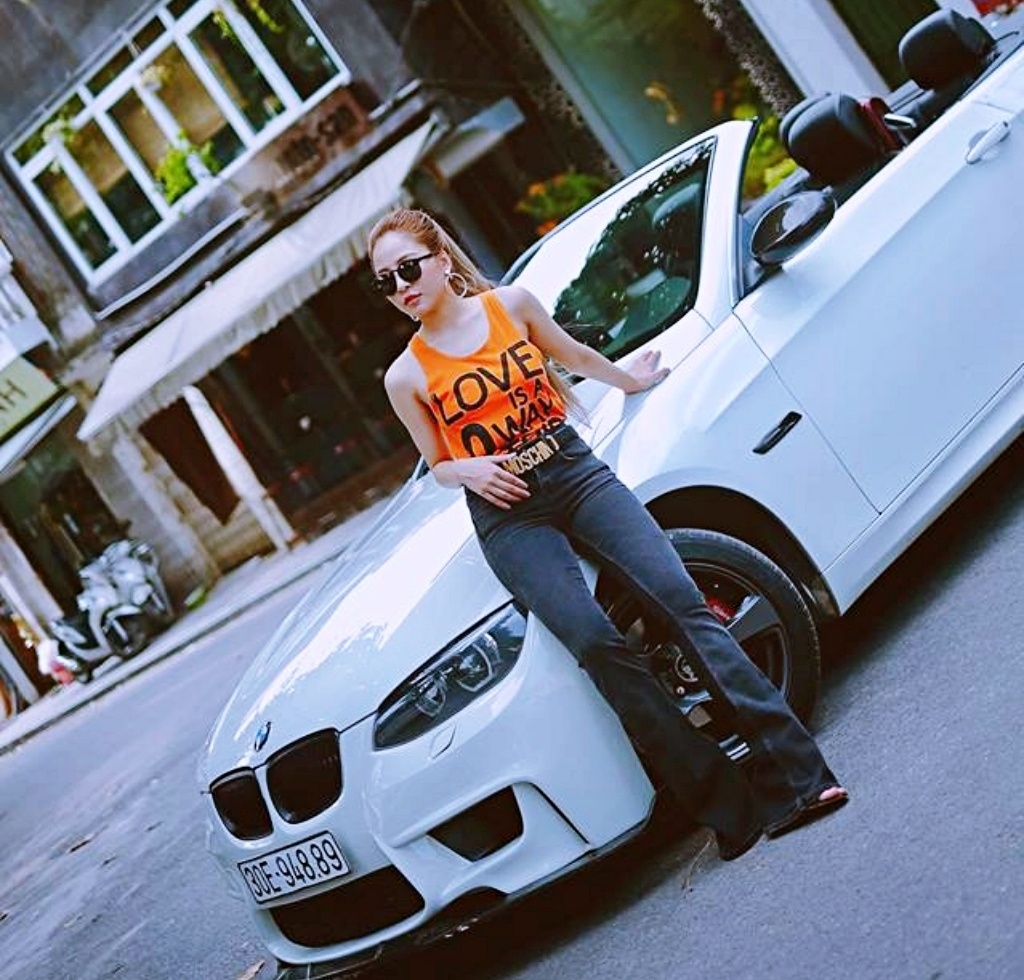 Bên cạnh đó cũng có những fan tiếc nuối hình ảnh dịu dàng của Trâm Anh trước đây.