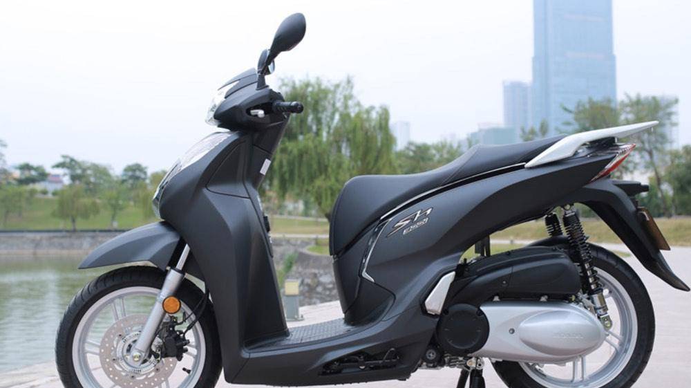 Các kích thước dài x rộng x cao lần lượt là 2.131 mm x 728 mm x 1.193 mm, chiều dài cơ sở 1.438 mm và khoảng sáng gầm 130 mm.