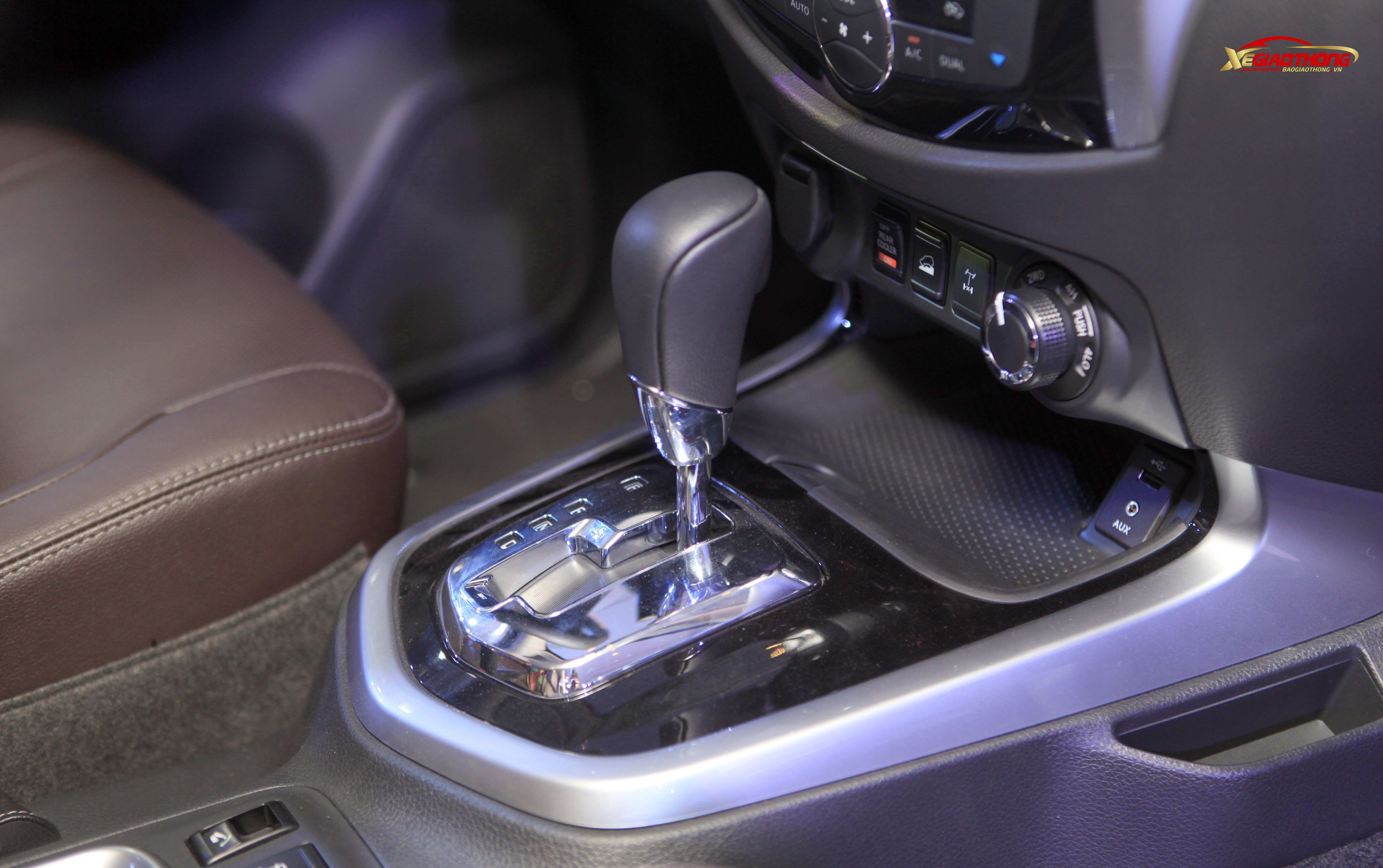 Phiên bản cao cấp nhất được Nissan trang bị hộp số tự động 7 cấp