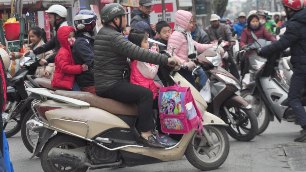 Hoặc phụ huynh đội MBH còn con thì không