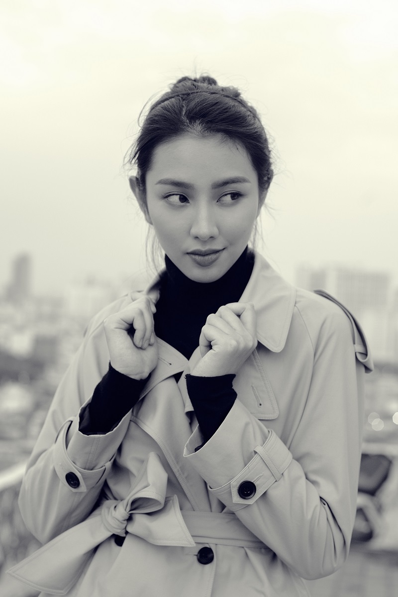 Dẫu vậy, chân dài sinh năm 1998 chưa tiện tiết lộ cụ thể vì chưa có kế hoạch chi tiết.