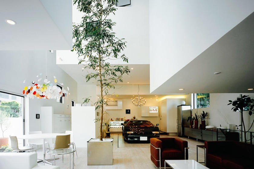 Garage tích hợp khoang chứa ẩn