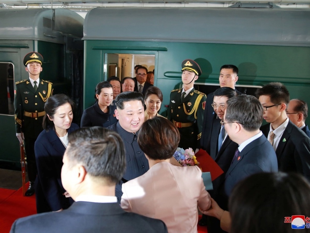 Theo truyền thông Hàn Quốc, chính phủ Triều Tiên có đến 6 đoàn tàu tương tự để phục vụ nhà lãnh đạo. Sẽ có 3 đoàn tàu phục vụ, bao gồm 2 đoàn tàu hộ tống trước và sau cho đoàn tàu chở ông Kim.