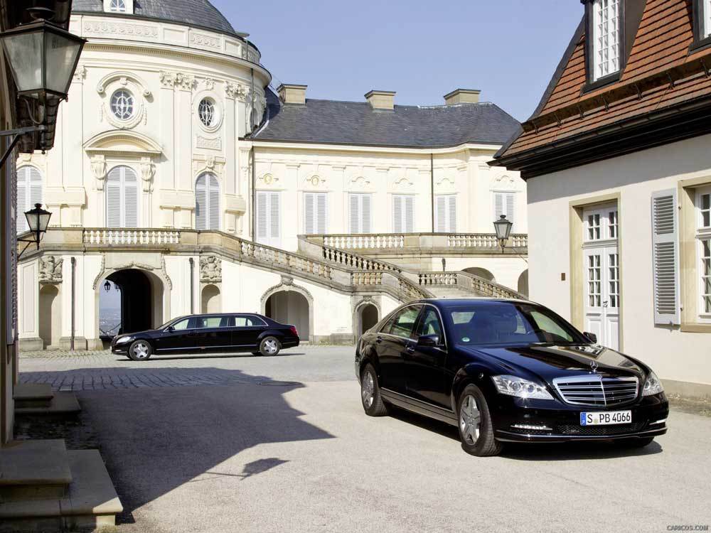 S600 Pullman Guard có nhiều tấm thép bảo vệ ở thân và sàn, lớp vỏ chống đạn cấp độ B6/B7 giúp xe chịu được các cuộc tấn công từ vũ khí nhỏ như súng, lựu đạn và các vũ khí khác