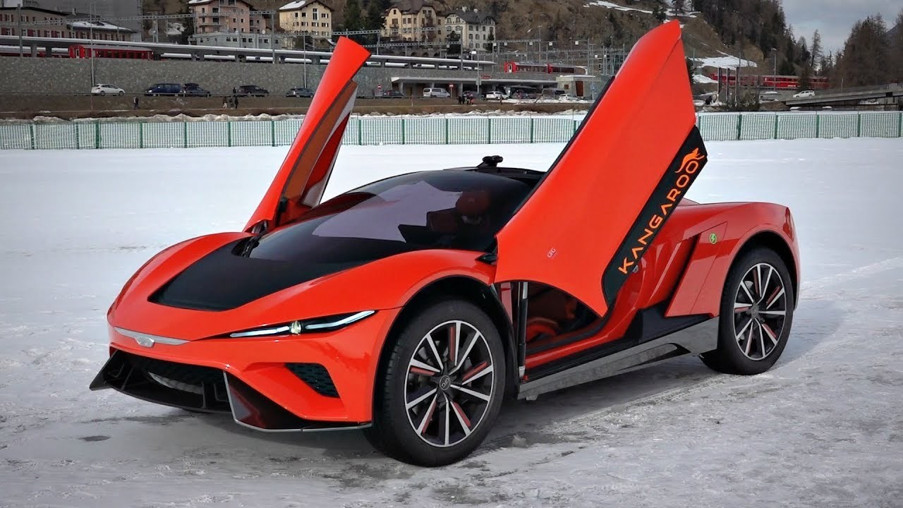 Ở chế độ đua xe, độ cao gầm được hạ xuống còn 140 mm, chế độ Road là 190 mm còn chế độ off-road là 260 mm