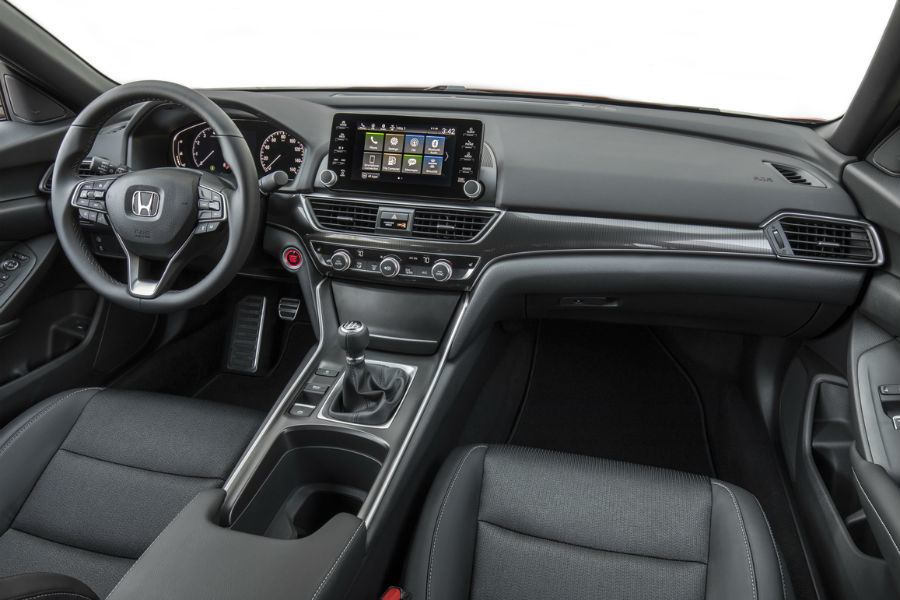 Giá bán Accord 2019 tại Thái Lan từ 1,1 tỷ đồng. Dự kiến nếu về Việt Nam mức giá khởi điểm sẽ từ 1,3 tỷ đồng