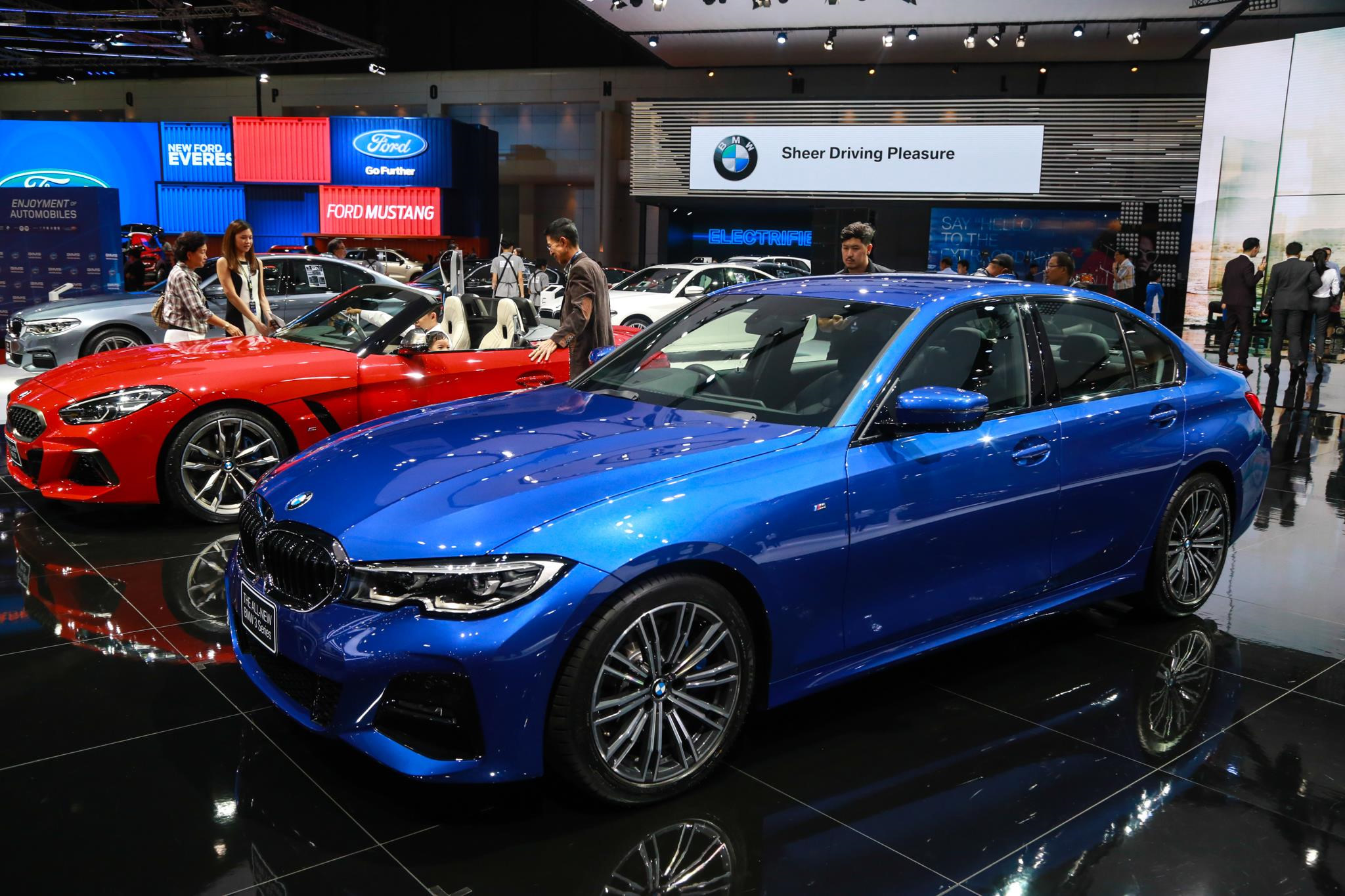 BMW 3-Series 2019 là sự thay đổi toàn diện mang tính cách mạng của dòng 3-Series vốn đang bị thất sủng lâu nay