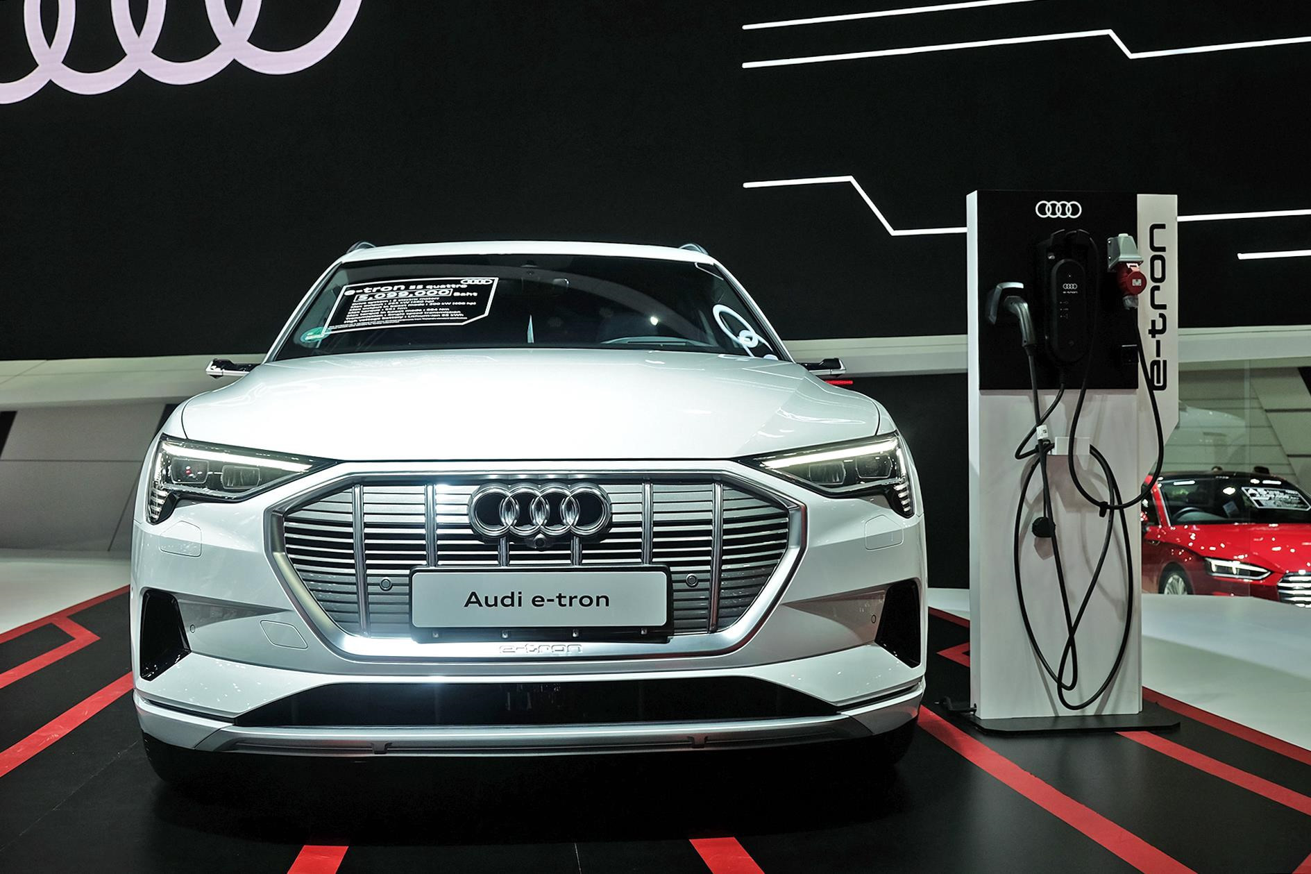 Xe điện của tương lai: Audi e-tron