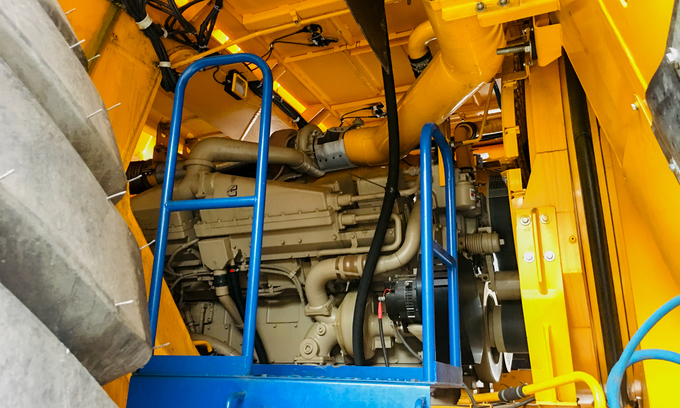 Thể tích thùng xe với khối lượng chở thùng phẳng 59,6 m3, thùng đầy 84 m3