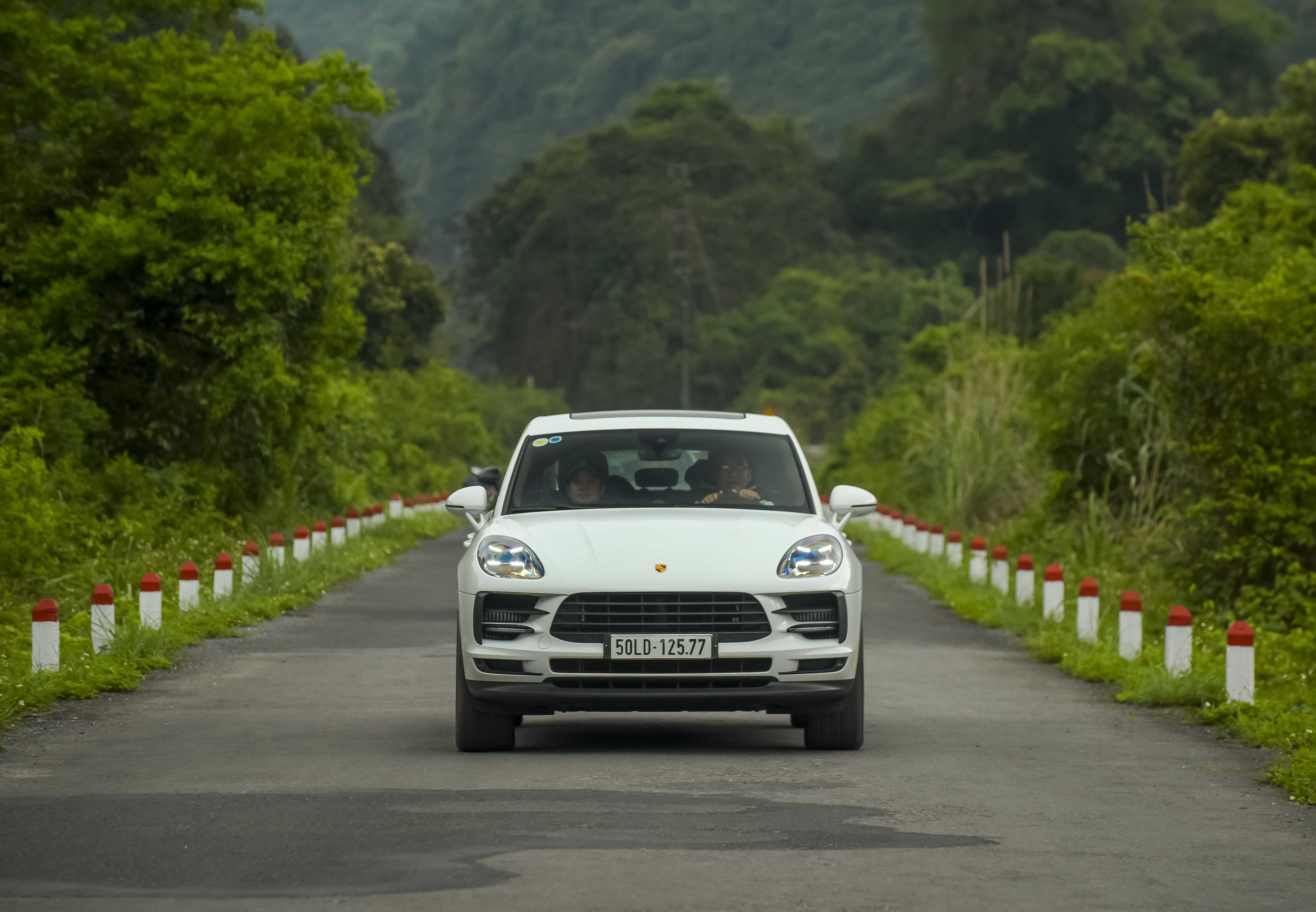 Macan S được trang bị động cơ V6 - 3.0L có sức mạnh 354 mã lực