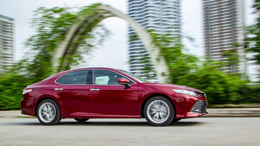 Phiên bản trong ảnh là 2.5Q cao cấp nhất, với màu đỏ nổi bật - Ảnh: Dep.com.vn