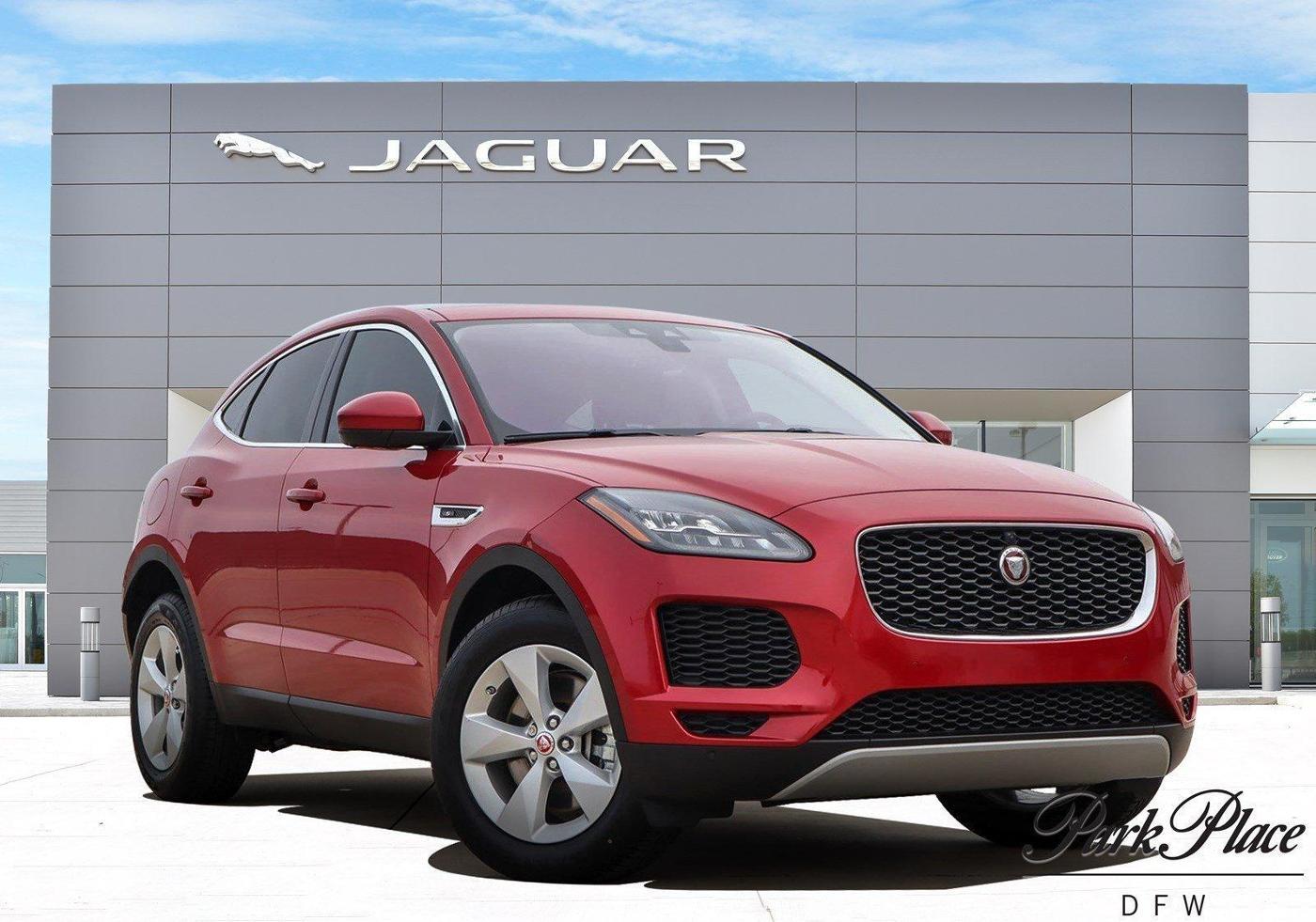 4. Jaguar E-Pace 2019 (giá khởi điểm: 38.900 USD)